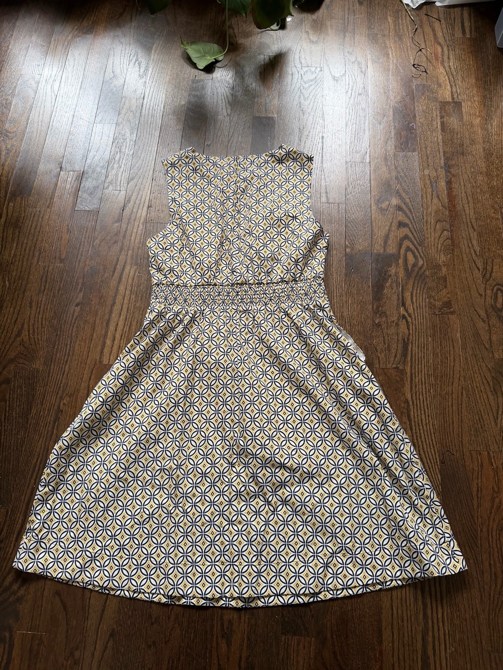 Boden Yellow & Blue Sleeveless Smocked-Waist Midi Dress - Picture 3 of 9